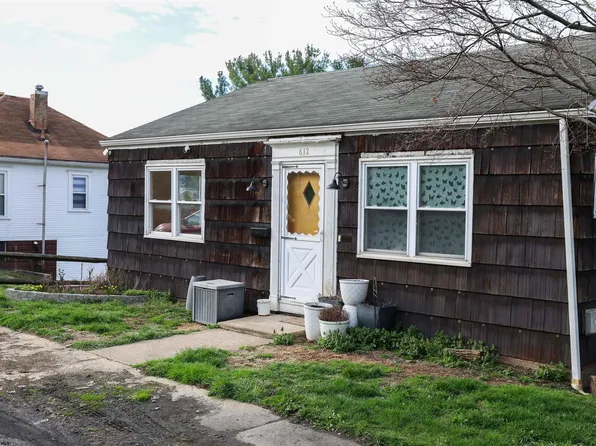 612 Potomac Ave, Fairmont, WV 26554