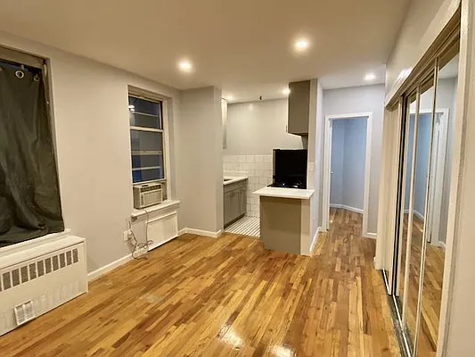 Rented by Performing Assets Corp | media 16