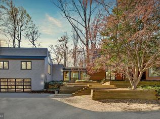 3204 Foxvale Dr, Oakton, VA 22124