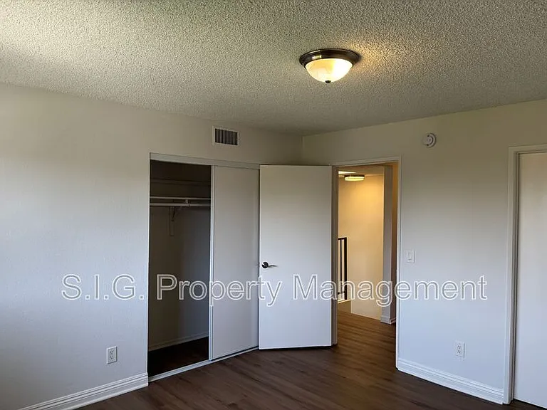 627 Orange Grove Ave #1 — Photo 15