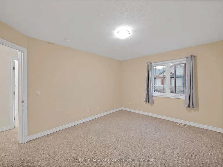 77 Diana Ave #115 — Photo 2