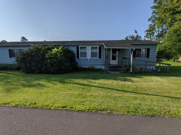 27 Cleveland St, Addison, NY 14801