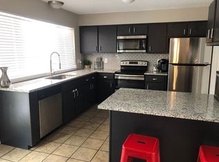 9520 Lona Ln NE, Albuquerque, NM 87111