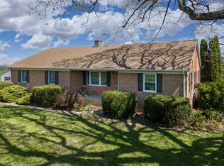 1270 Almo Chapel Rd, Steeles Tavern, VA 24476