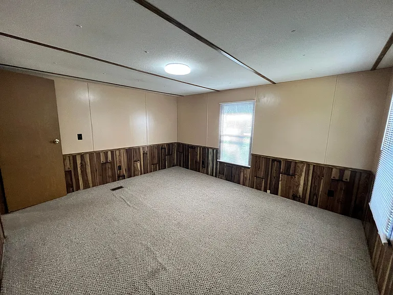 14250 Tiki Ln — Photo 34