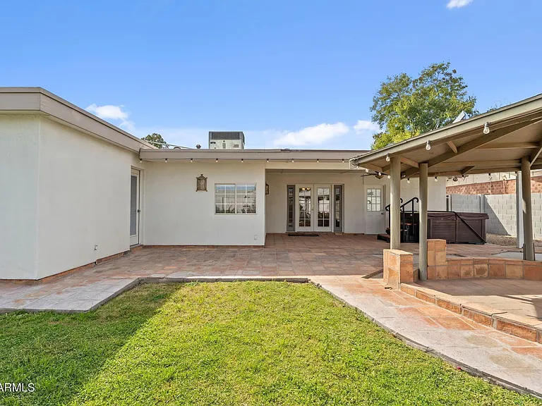 3007 N 84th Pl — Photo 15