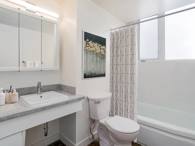 10711 Saskatchewan Dr NW — Photo 5