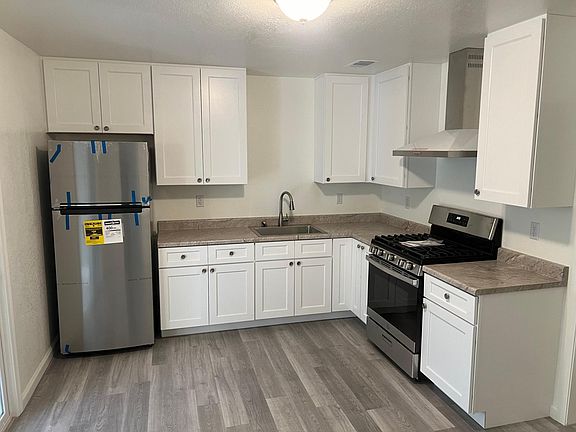 3rd image of 6147 Walnut Dr #A