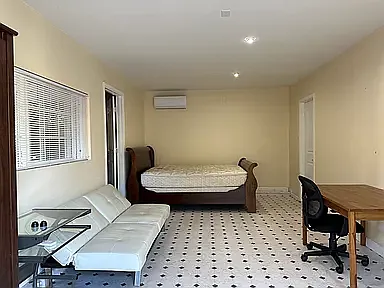 Coastland Dr — Photo 2