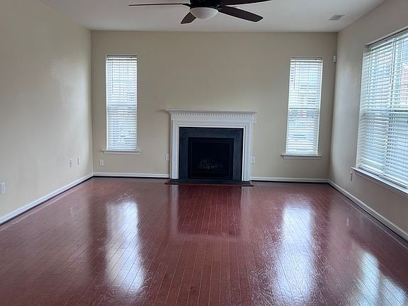 5th image of 13 Hampshire Glen Pkwy