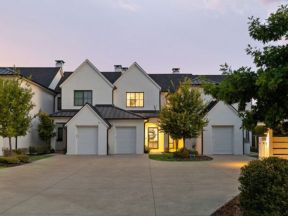 3rd image of 13770 Waterside Dr