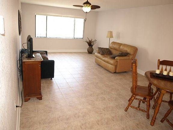 2nd image of 2595 Countryside Blvd #8211