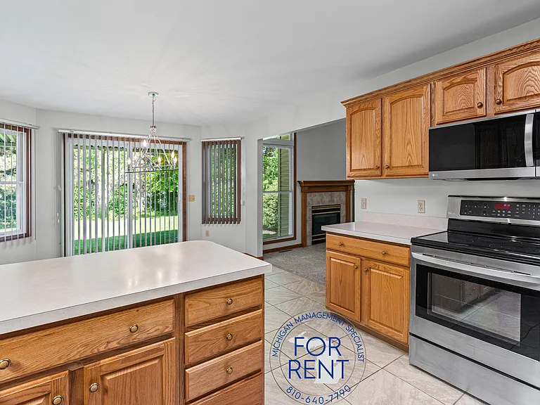 3263 Silverwood Dr #1 — Photo 7