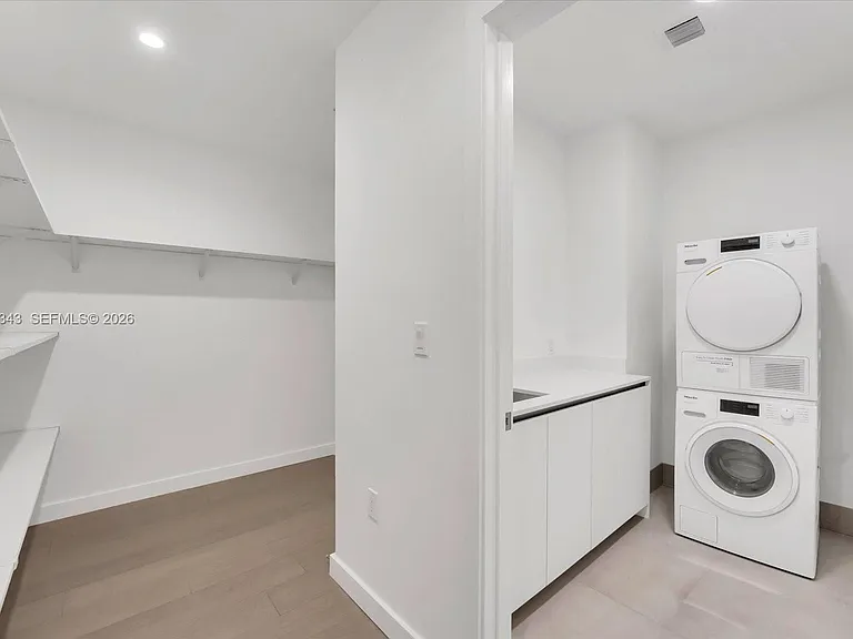 9201 E Bay Harbor Lph_711 #LPH_711 — Photo 16