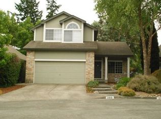 203 Wikiup Meadows Dr, Santa Rosa, CA 95403