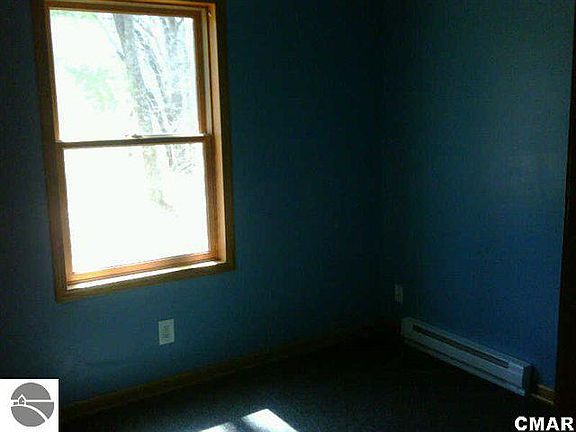 4th image of 10887 Athey Ave