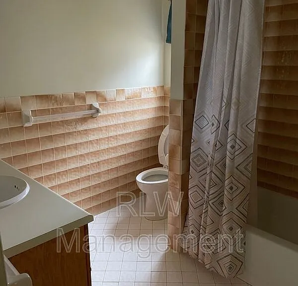 44 S Kentucky Ave — Photo 18