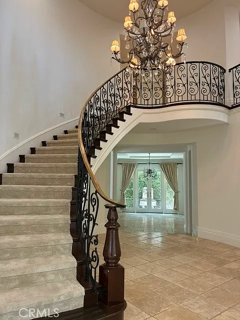 4 bed, 4.5 bath, 4346 sqft, $20,000 — Photo 4