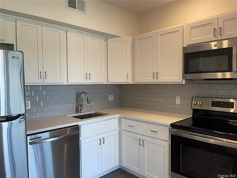 101 Haviland Rd #202 — Photo 6