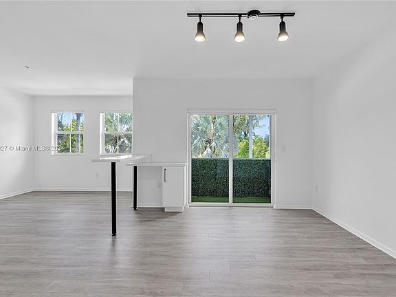 2nd image of 8620 NW 97th Ave APT 208