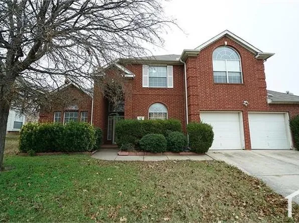 311 Fort Edward Dr, Arlington, TX 76002