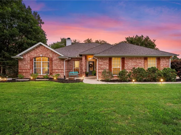 11201 Tree Lake Dr, Waco, TX 76708