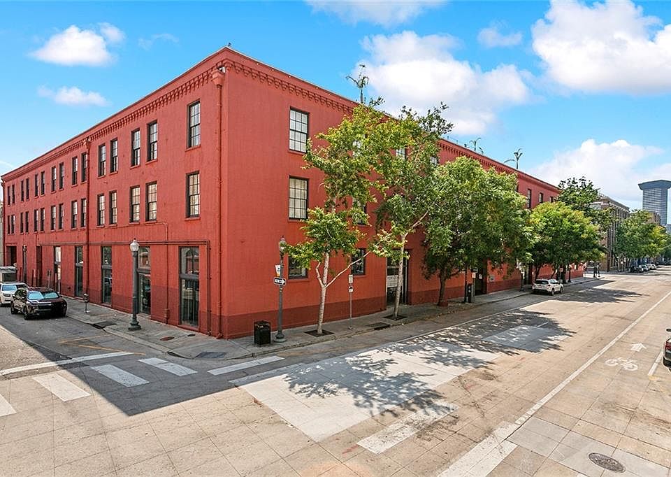 1st image of 330 Julia St #Penthouse 1