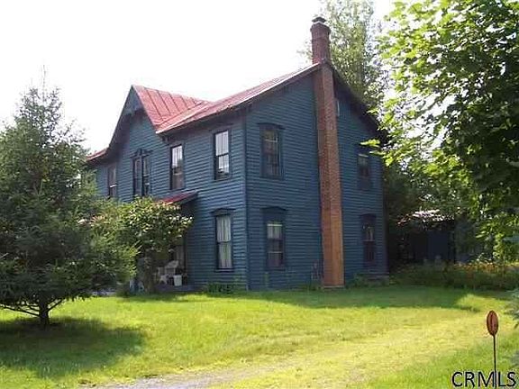 3rd image of 655 Crescent Ave