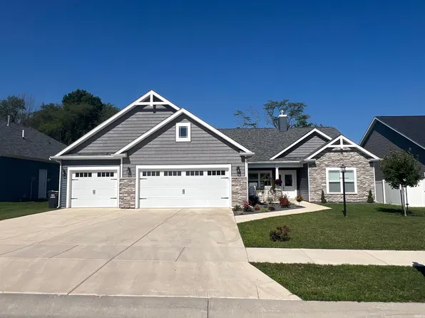 2129 Maple Leaf Dr, Kokomo, IN 46902