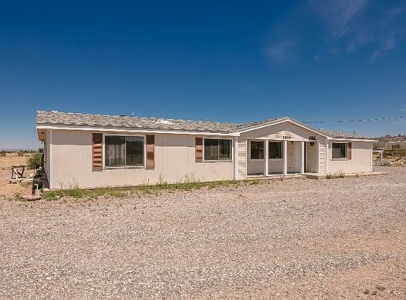3rd image of 2809 W Safari Dr