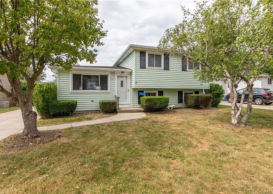 1st image of 24 Autumnwood Dr