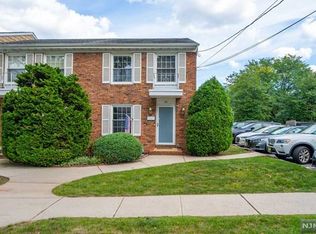 20 Bell Ave, Woodbridge, NJ 08863