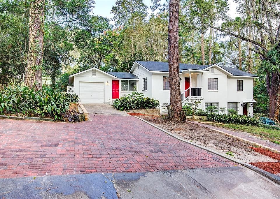 1st image of 920 NW 20th St