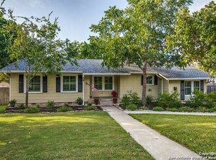 1114 Garraty Rd, Terrell Hills, TX 78209