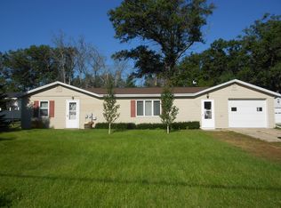 N6309 Lake Dr, Shawano, WI 54166