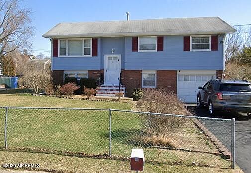 1st image of 619 Fountain Drive