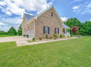 103 Eyrie Ln, Elizabeth City, NC 27909