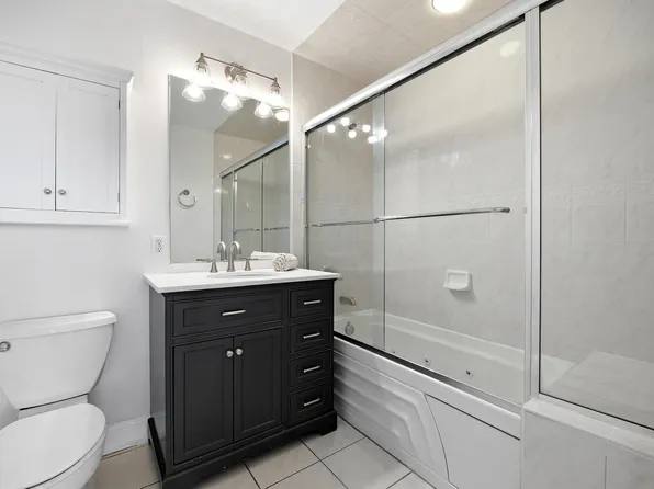 311 Washington Street image 7 of 26