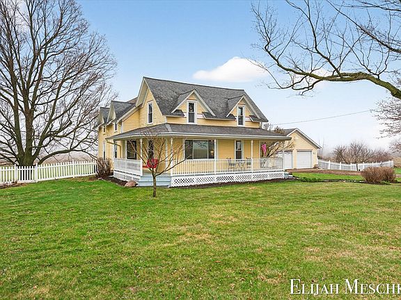 2nd image of 3578 Bennett Rd