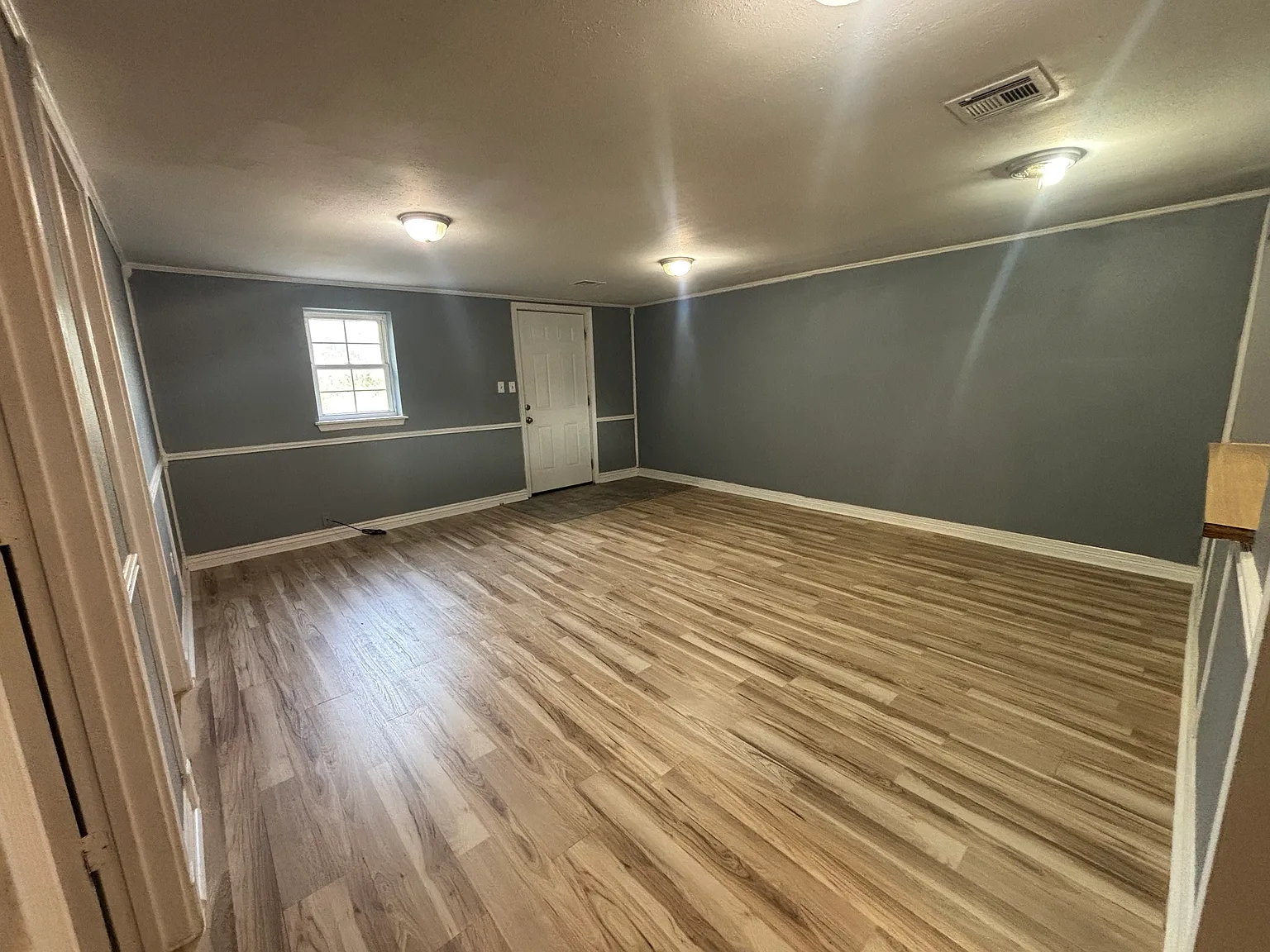 2 bed, 850 sqft, $1,050 — Photo 2