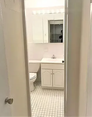 Rented by CitySites Real Estate Group | media 3