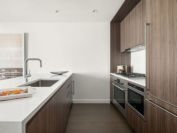 2nd image of 675 W 59th St APT 805