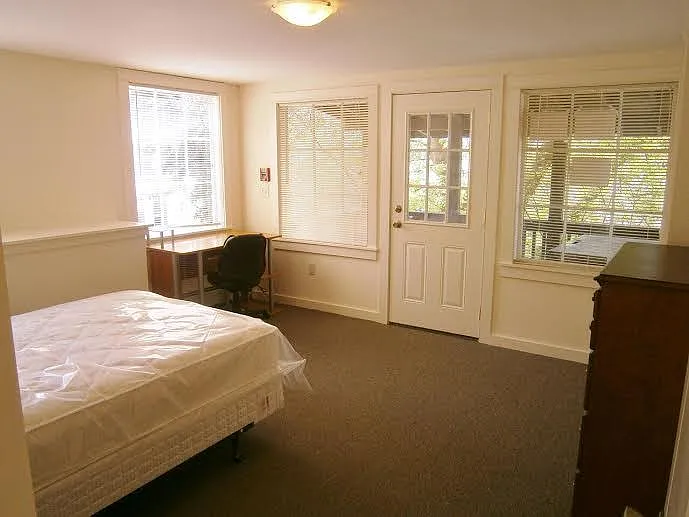 102 Highland Pl #7 — Photo 8