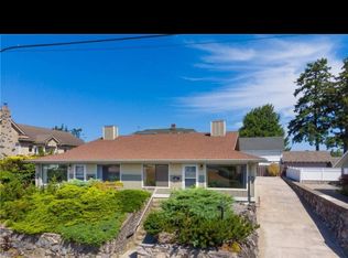 1410 8th St #A, Anacortes, WA 98221
