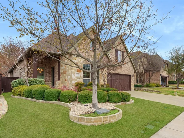2115 N Hill Dr, Irving, TX 75038