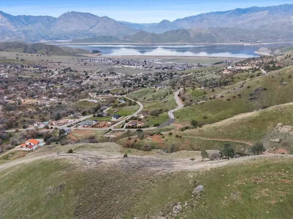 3200 Shadow Mountain Dr, Lake Isabella, CA 93240