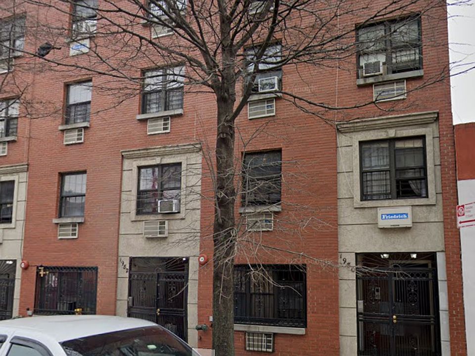 1st image of 1980 Marmion Ave APT 2