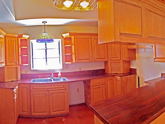 3rd image of 306 Lake Louise Ct