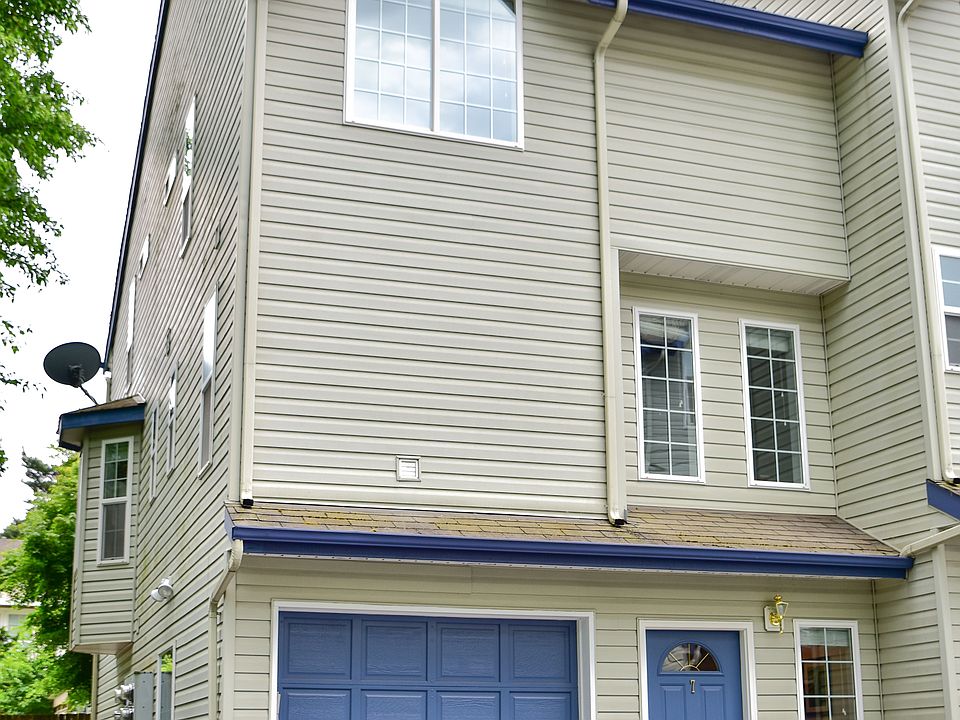 1st image of 12459 Roosevelt Way NE #7
