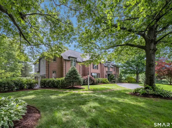 41 Ridgebury Road, Avon, CT 06001